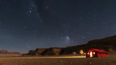 På dagen är det fruktansvärt varmt, på natten fryser man: vad är det egentligen som händer i Sahara?