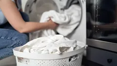Varför handdukarna blir hårda efter tvätten – orsaken ligger i ett enda misstag